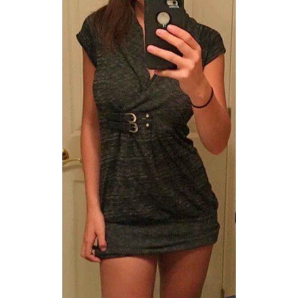 Bella D. green sweater dress - Picture 11 of 11